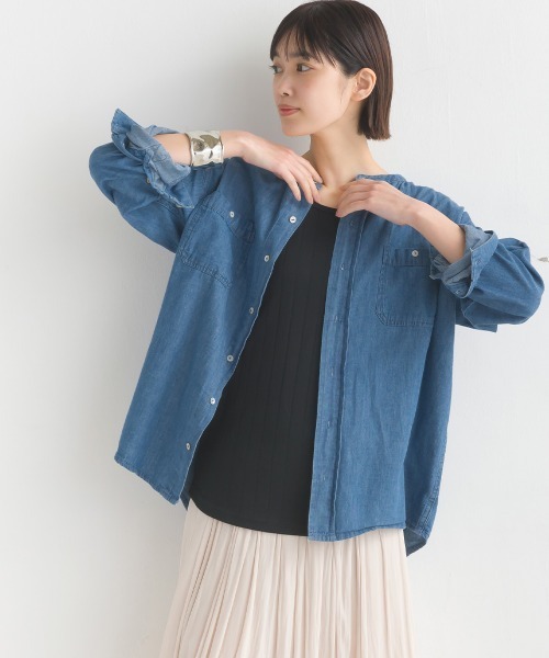 OMNES（オムネス）の「ユニセックスシャンブレーバンドカラーシャツ（シャツ/ブラウス・レディース・インディゴブルー/ブルー系その他・LARGE/MEDIUM/XX-LARGE/X-LARGE）」の17枚目の写真