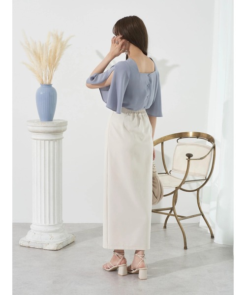 earth music&ecology（アースミュージックアンドエコロジー）の「2WAYショルダースリットブラウス（シャツ/ブラウス・レディース・オフホワイト/ブラック/サックスブルー・FREE）」の15枚目の写真