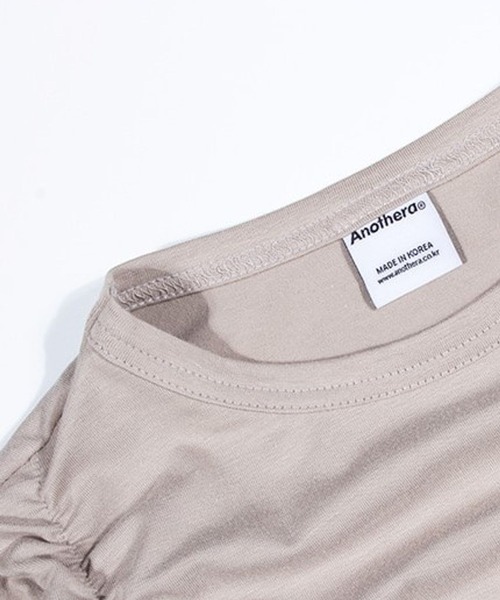 ALAND（エーランド）の「Anothera／シャーリングTOP 2199718（Tシャツ/カットソー・レディース・ブラック/カーキ/ベージュ・FREE）」の14枚目の写真