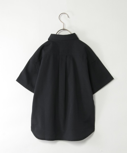ikka（イッカ）の「アシメ切り替え半袖シャツ（120~160cm）（シャツ/ブラウス・キッズ・ブラック/オフホワイト・120/130/140/150/160）」の7枚目の写真
