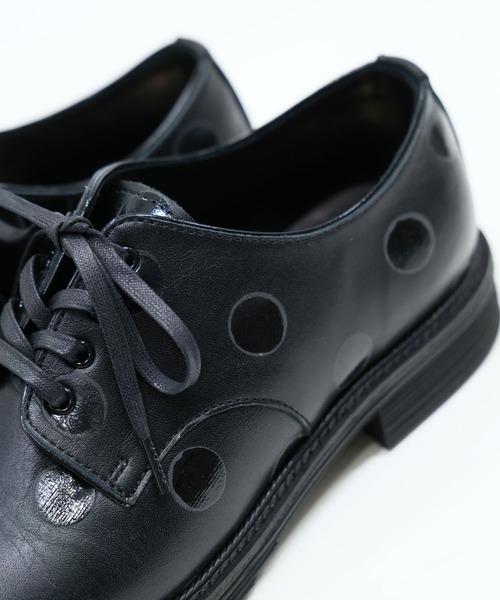 JUCO.（ジュコ）の「はじまりの黒シューズ -LADIES & MENS-（その他シューズ・レディース・ブラック×ホワイト/ブラック×ブラック・23.0cm/26.5cm/24.5cm/27.5cm/23.5cm/24.0cm/25.5cm/25.0cm）」の19枚目の写真