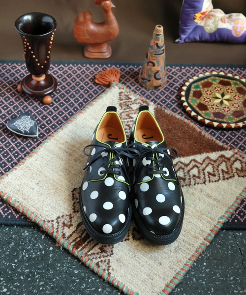 JUCO.（ジュコ）の「はじまりの黒シューズ -LADIES & MENS-（その他シューズ・レディース・ブラック×ホワイト/ブラック×ブラック・23.0cm/26.5cm/24.5cm/27.5cm/23.5cm/24.0cm/25.5cm/25.0cm）」の9枚目の写真