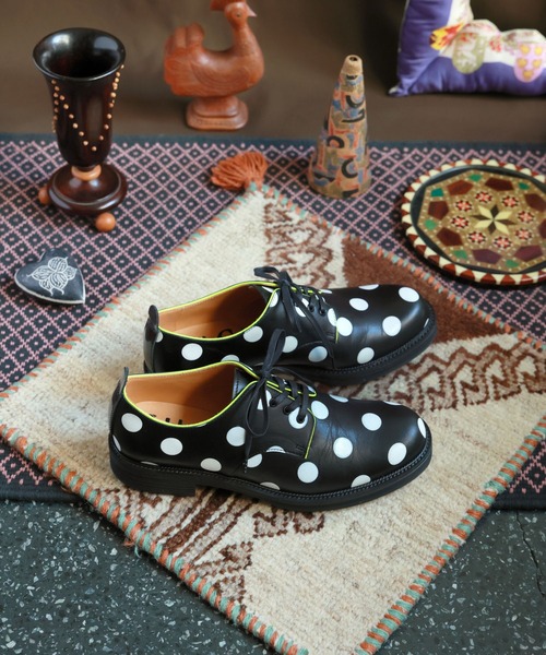 JUCO.（ジュコ）の「はじまりの黒シューズ -LADIES & MENS-（その他シューズ・レディース・ブラック×ホワイト/ブラック×ブラック・23.0cm/26.5cm/24.5cm/27.5cm/23.5cm/24.0cm/25.5cm/25.0cm）」の10枚目の写真