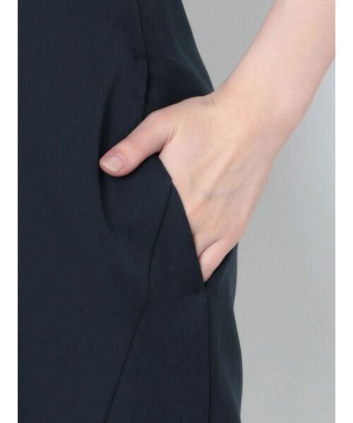 LAGUNAMOON(ラグナムーン)の「【WEB限定】LADYハーフスリーブレースカッティングドレス(ドレス・レディース・ブラック/ネイビー・SMALL/MEDIUM)」の14枚目の写真