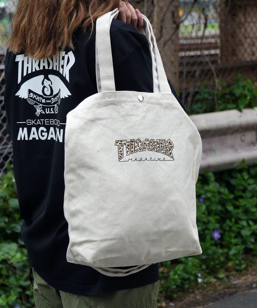 THRASHER（スラッシャー）の「CANVAS Tote Shoulder Bag M/スラッシャーキャンバストートバッグ（トートバッグ・メンズ・ホワイト/ブラック/グレー/ベージュ/ホワイト系その他/ブラック系その他/ホワイト系その他2/ブラック系その他2・FREE）」の3枚目の写真