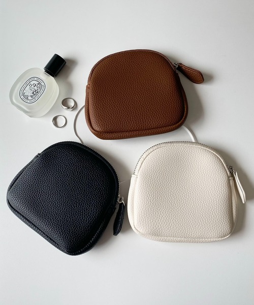 EPICKS（エピックス）の「ラウンドミニポーチ（ポーチ・レディース・イエロー/ブラウン/ホワイト/グリーン/ブラック・FREE）」の13枚目の写真