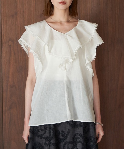 ROPE' PICNIC（ロペピクニック）の「【emur/エミュール】洗える/ラッフルカラーブラウス（シャツ/ブラウス・レディース・ホワイト/ブラック・38）」の17枚目の写真