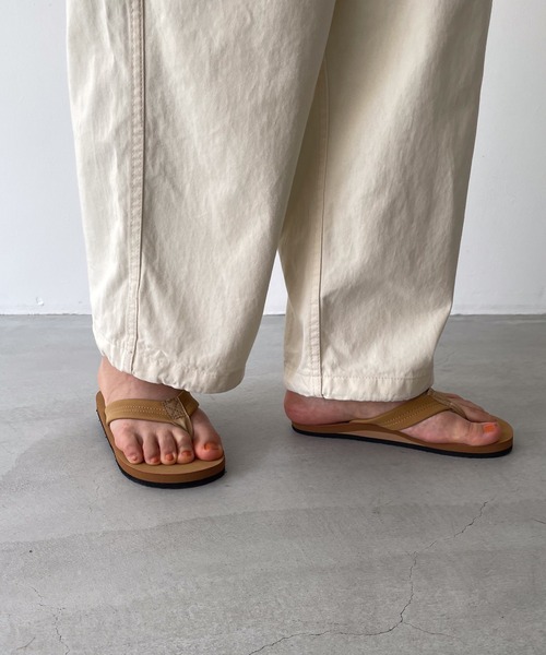 CANAL JEAN（キャナルジーン）の「El mar　フェイクレザートングサンダル（サンダル・レディース・イエロー/ピンク/アイボリー/グレー/ブラック・MEDIUM/LARGE/X-LARGE/XX-LARGE）」の8枚目の写真