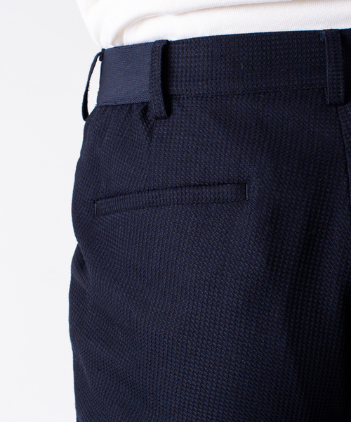 DESIGNWORKS(デザインワークス)の「ハニカムコーデュラーウールストレッチ パンツ(スラックス・メンズ・ネイビー/グレー・46/44)」の18枚目の写真