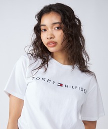 トミーヒルフィガープリント半袖Tシャツ