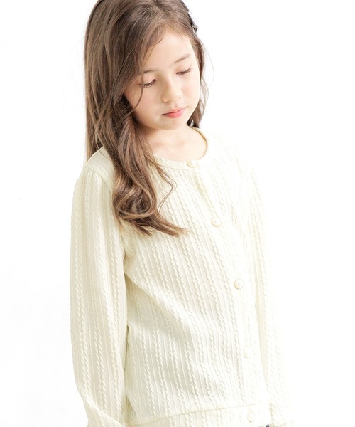 Bee des Bee（ビーデスビー）の「模様編み風カーディガン（カーディガン/ボレロ・キッズ・ブラック/ピンク/アイボリー/ライトピンク/チャコール/モカ/ライトブルー/ブラウン/アイボリー系/グレー/パープル・100cm/110cm/120cm/130cm/140cm/150cm）」の7枚目の写真