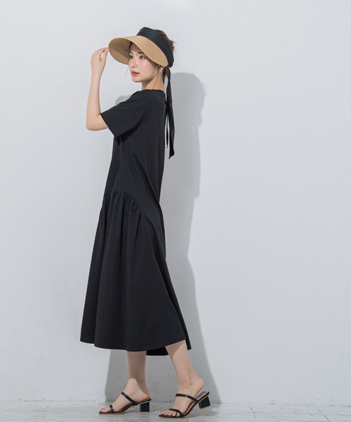 VICKY（ビッキー）の「【すっぽり楽ちん】カットギャザー切替フレアワンピース《洗濯機で洗える》（ワンピース・レディース・ベージュ/ブラック/ブルー・M）」の7枚目の写真