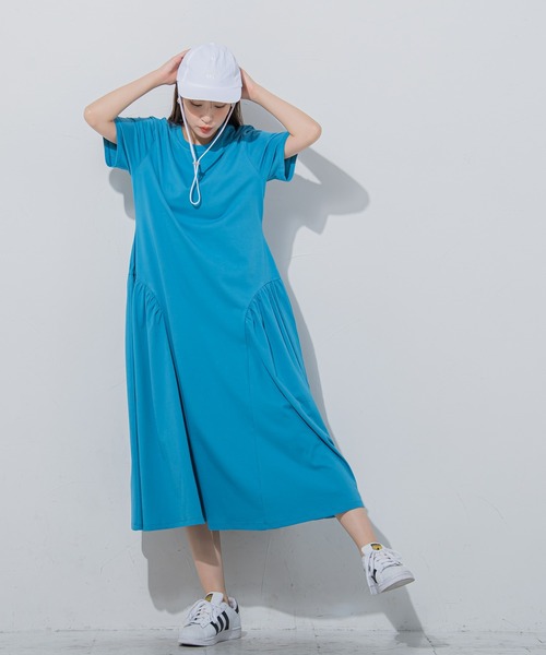 VICKY（ビッキー）の「【すっぽり楽ちん】カットギャザー切替フレアワンピース《洗濯機で洗える》（ワンピース・レディース・ベージュ/ブラック/ブルー・M）」の17枚目の写真