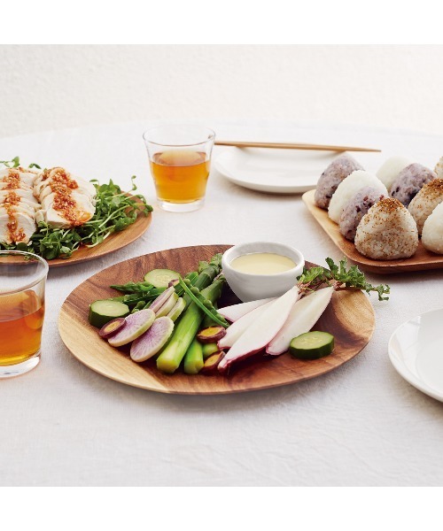 無印良品(ムジルシリョウヒン)の「アカシア プレート 約直径23×高さ2cm(食器・メンズ・ナチュラル・FREE)」の6枚目の写真