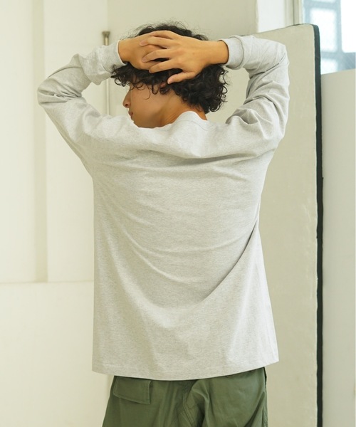 HANES（ヘインズ）の「【HANES/ヘインズ】BEEFY　ワンポイント　ロングＴシャツ 　H8-X40　ビーフィー　ロンT　ヘビーウェイト　ユニセックス　コットン100％（Tシャツ/カットソー・メンズ・ブラック/グレー/ホワイト/ネイビー・SMALL/LARGE/MEDIUM/X-LARGE）」の22枚目の写真