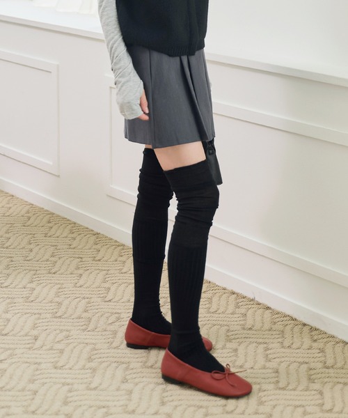 UNE MANSION（ユヌマンション）の「シースルーバイカラーニーハイロングソックス（ソックス/靴下・レディース・ブラック/グレー/ネイビー/クリーム/ブラウン/ホワイト・ONE SIZE）」の8枚目の写真