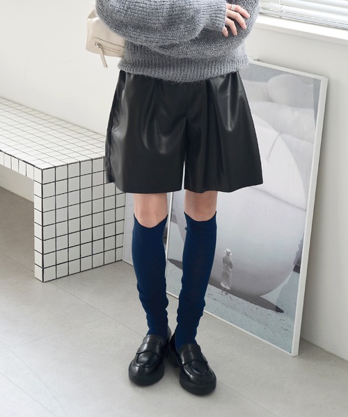 UNE MANSION（ユヌマンション）の「シースルーバイカラーニーハイロングソックス（ソックス/靴下・レディース・ブラック/グレー/ネイビー/クリーム/ブラウン/ホワイト・ONE SIZE）」の18枚目の写真