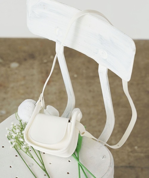 HELOYSE(エロイーズ)の「HELOYSE/エロイーズ palm bag ショルダーバッグ ミニバッグ ショルダーポーチ(ショルダーバッグ・レディース・ホワイト/ブラック・FREE)」の3枚目の写真