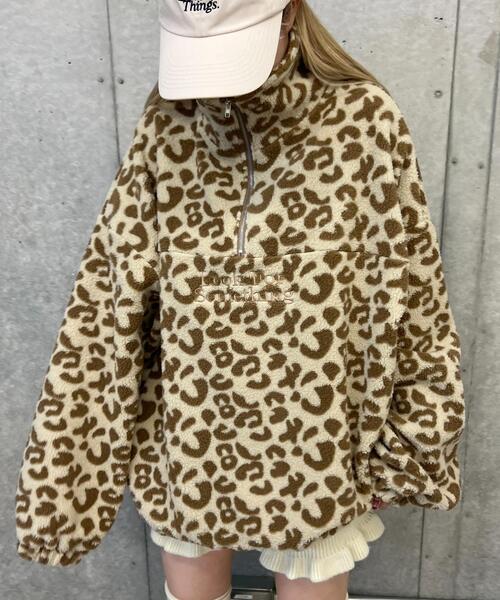 WC(ダブル シー)の「レオパードビッグフリース(スウェット・レディース・ベージュ/ブラウン・FREE)」の1枚目の写真