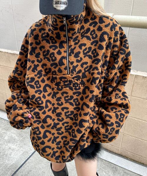 WC(ダブル シー)の「レオパードビッグフリース(スウェット・レディース・ベージュ/ブラウン・FREE)」の4枚目の写真