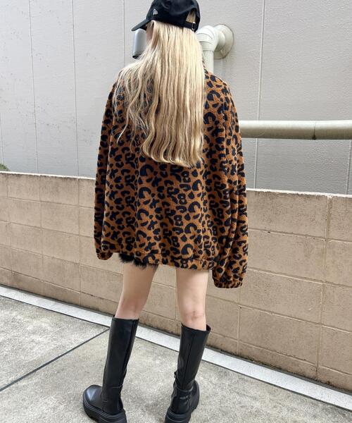 WC(ダブル シー)の「レオパードビッグフリース(スウェット・レディース・ベージュ/ブラウン・FREE)」の6枚目の写真
