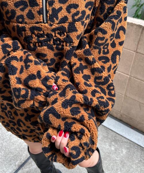 WC(ダブル シー)の「レオパードビッグフリース(スウェット・レディース・ベージュ/ブラウン・FREE)」の9枚目の写真