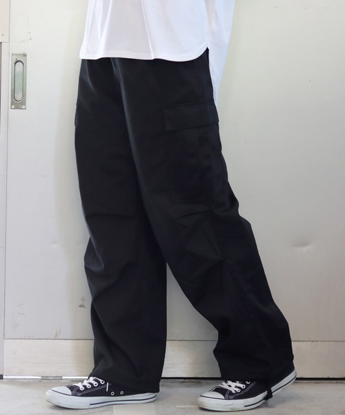 SITRY(シトリー)の「Twill wide cargo pants/ツイル ワイド カーゴパンツ(カーゴパンツ・メンズ・カーキ/ブラック/オフホワイト・LL/M/L)」の10枚目の写真