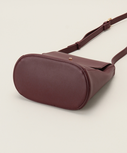 B.C STOCK（ベーセーストック）の「【T.S.L/ティーエスエル】フラップポシェット（ショルダーバッグ・レディース・バーガンディー/ブラック/ベージュ・FREE）」の14枚目の写真
