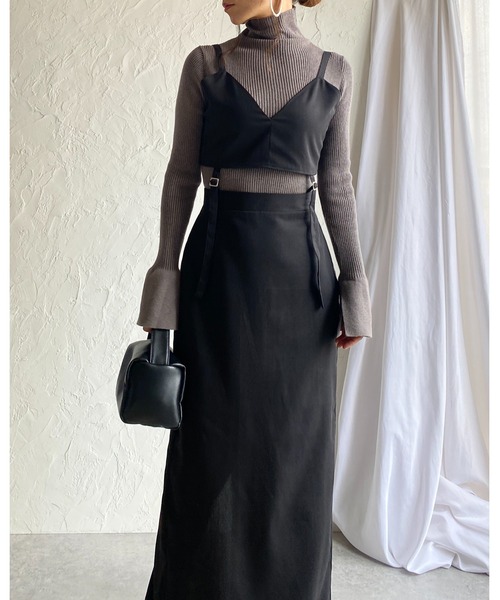 She's Closet(シーズクローゼット)の「袖フレアタイトハイネック長袖ベルスリーブタートルリブニットプルオーバー(ニット/セーター・レディース・レッド/ブラック×ホワイト/ブルー/ブラック/アイボリー/グレー/ペールイエロー・FREE)」の21枚目の写真