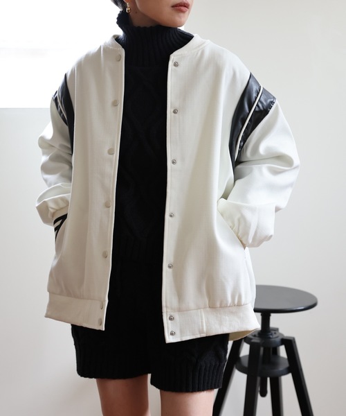 ULEULA（ウルア）の「ショルダーハイブリットスタジャン（スタジャン・レディース・アイボリー/ブラック・FREE）」の3枚目の写真