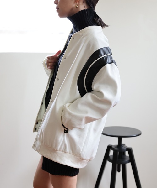 ULEULA（ウルア）の「ショルダーハイブリットスタジャン（スタジャン・レディース・アイボリー/ブラック・FREE）」の6枚目の写真