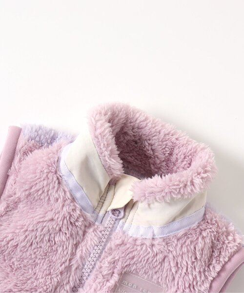 apres les cours(アプレレクール)の「【ユニセックス】バイカラーファーフリースベスト(ダウンベスト・キッズ・レッド/ベージュ/ピンク・90/130/110)」の11枚目の写真