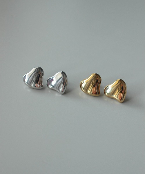 ebine(エビネ)の「金属アレルギー対応/Irregular Heart Piece/ サージカルステンレス/ピアス(ピアス(両耳用)・レディース・ゴールド/シルバー・FREE)」の5枚目の写真