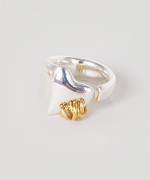 LAPUIS（ラピュイ）の「【LAPUIS】コイルハートリング 233-220103（リング・レディース・ゴールド/マルチ/シルバー・13/11/ 13）」の4枚目の写真