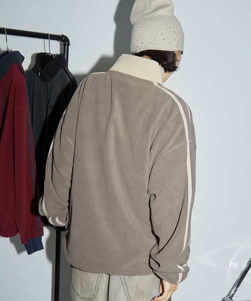 Anchor Smith（アンカー スミス）の「オーバーサイズ サイドライン ハーフジップフリースプルオーバー（スウェット・メンズ・ブルー系/ブラック/ベージュ/ボルドー/ブルー/チャコール/オレンジ/アイボリー/チャコールグレー/アッシュブラウン/ホワイト・M/L）」の18枚目の写真