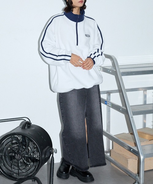 Anchor Smith（アンカー スミス）の「オーバーサイズ サイドライン ハーフジップフリースプルオーバー（スウェット・メンズ・ブルー系/ブラック/ベージュ/ボルドー/ブルー/チャコール/オレンジ/アイボリー/チャコールグレー/アッシュブラウン/ホワイト・M/L）」の20枚目の写真