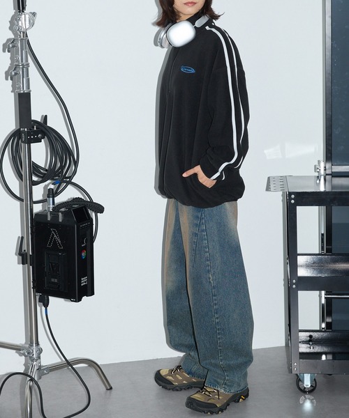 Anchor Smith（アンカー スミス）の「オーバーサイズ サイドライン ハーフジップフリースプルオーバー（スウェット・メンズ・ブルー系/ブラック/ベージュ/ボルドー/ブルー/チャコール/オレンジ/アイボリー/チャコールグレー/アッシュブラウン/ホワイト・M/L）」の21枚目の写真