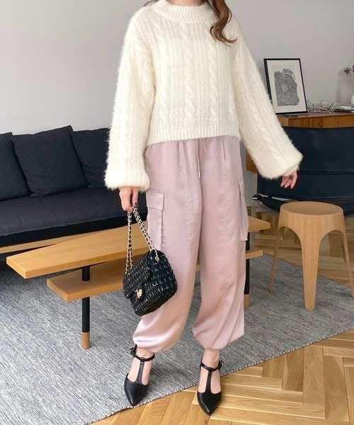 mysty woman（ミスティウーマン）の「ラメフェザーケーブルニット 988040（ニット/セーター・レディース・オフホワイト/ブラウン系その他/グレイッシュブルー・FREE）」の9枚目の写真