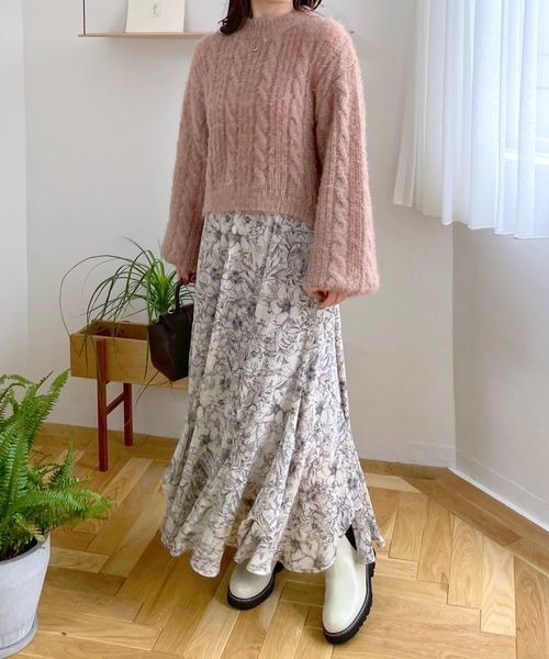 mysty woman（ミスティウーマン）の「ラメフェザーケーブルニット 988040（ニット/セーター・レディース・オフホワイト/ブラウン系その他/グレイッシュブルー・FREE）」の13枚目の写真