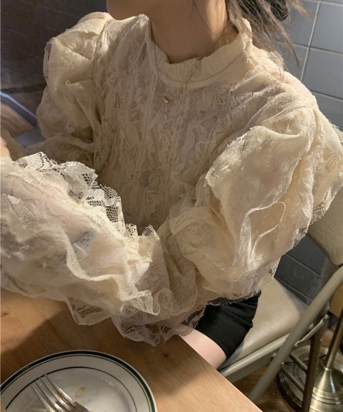 Achic(アシック)の「フリルレースシャツブラウス(シャツ/ブラウス・レディース・アイボリー・M)」の6枚目の写真