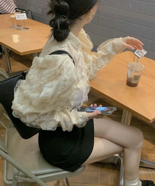 Achic(アシック)の「フリルレースシャツブラウス(シャツ/ブラウス・レディース・アイボリー・M)」の16枚目の写真