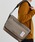 MADDEN EQUIPMENT�i���f�� �C�N�C�b�v�����g�j�́u�|���G�X�e���c�C�� ���� �V�����_�[�p�b�h�t�����b�Z���W���[�o�b�O�i���b�Z���W���[�o�b�O�j�v�b�x�[�W��