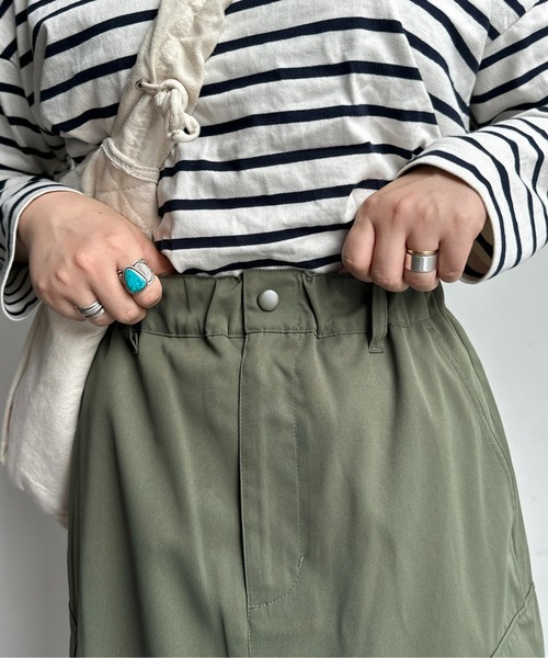 CPCM(シーピーシーエム)の「ツイルカーゴスカート(スカート・レディース・ブラック/カーキ/アイボリー/モスグリーン/ブラック系その他/オレンジ/グレー/インディゴブルー/ブラウン系その他/グリーン系その他・M/TM)」の21枚目の写真