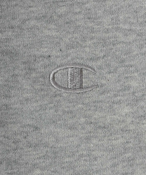 Champion（チャンピオン）の「Champion（チャンピオン）ブランドロゴワンポイント刺繍スウェットジップアップパーカー レディース（パーカー・レディース・ブラック/ライトブルー/オフホワイト/グレー/ナチュラル/ネイビー/サーモンピンク・M/L/XL）」の14枚目の写真