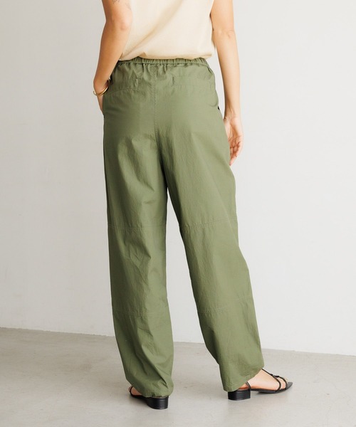 BAYFLOW（ベイフロー）の「[軽くて快適な穿き心地]キリカエイージーパンツ（その他パンツ・レディース・カーキ/ブラック/ベージュ/ブルー・X-SMALL/MEDIUM/SMALL）」の15枚目の写真