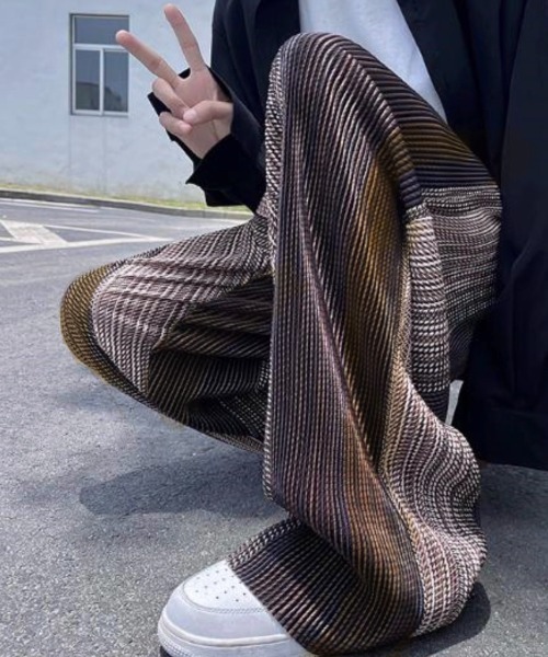 Anchor Smith（アンカー スミス）の「グラデーションプリーツルーズワイドパンツ（スラックス・メンズ・スミクロ/ブラウン・XL/L/M）」の19枚目の写真