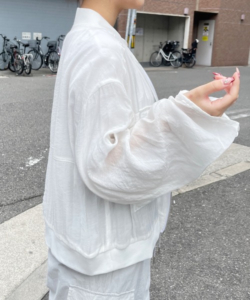 Meli rich（メリーリッチ）の「シアー袖ドロストMA-1（MA-1・レディース・オフホワイト・FREE）」の6枚目の写真