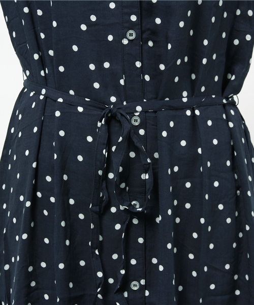 CIAOPANIC（チャオパニック）の「【Ciaopanic】　ドット柄ロングSH/OP（ワンピース・レディース・ネイビー/ブラック・FREE）」の7枚目の写真