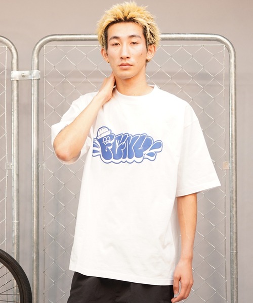 FORGET NEVER(フォーゲットネバー)の「【ムラサキスポーツ限定】FORGET NEVER/フォーゲットネバー 半袖Tシャツ 発泡プリント オーバーサイズ 242OO1ST202FN(Tシャツ/カットソー・メンズ・ブラック/ブラウン/ホワイト・L/M/XL)」の5枚目の写真