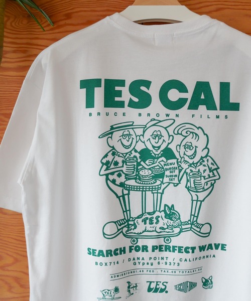 The Endless Summer（エンドレスサマー）の「【WEB / FLAG SHOP限定】TES CAL DINER BIG T-SHIRT /オーバーサイズ・ビッグシルエット・半袖T（Tシャツ/カットソー・メンズ・イエロー/レッド/グリーン/ブルー・SMALL/MEDIUM/LARGE/X-LARGE）」の9枚目の写真
